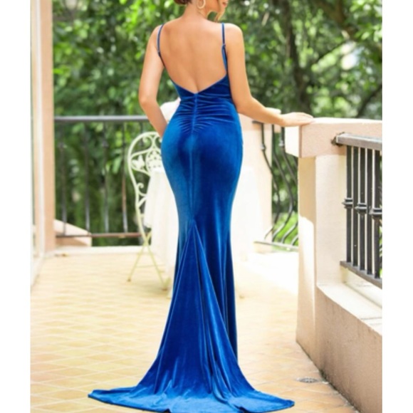 Luxe ruched slit thigh open back party formal holidays dress - Picture 5 of 9